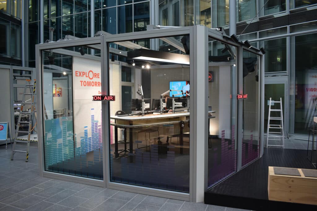 btl next | Dolmetscherkabine | Kompetenz Dolmetschertechnik