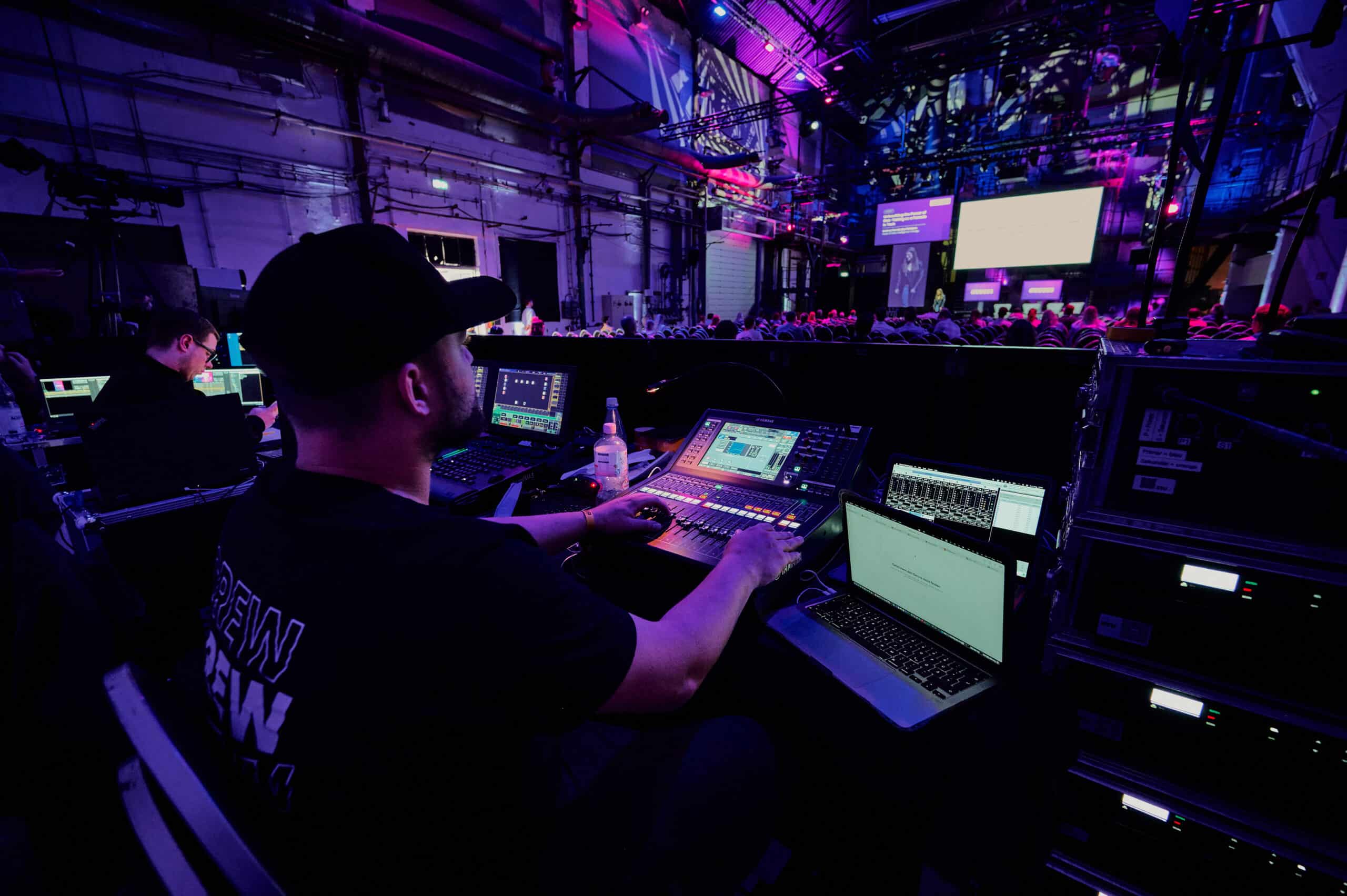 btl x | Fachkraft für Veranstaltungstechnik